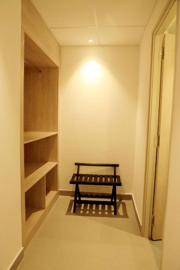 Hotel Deccan Serai Grande, Gachibowli, Hyderabad Exteriör bild